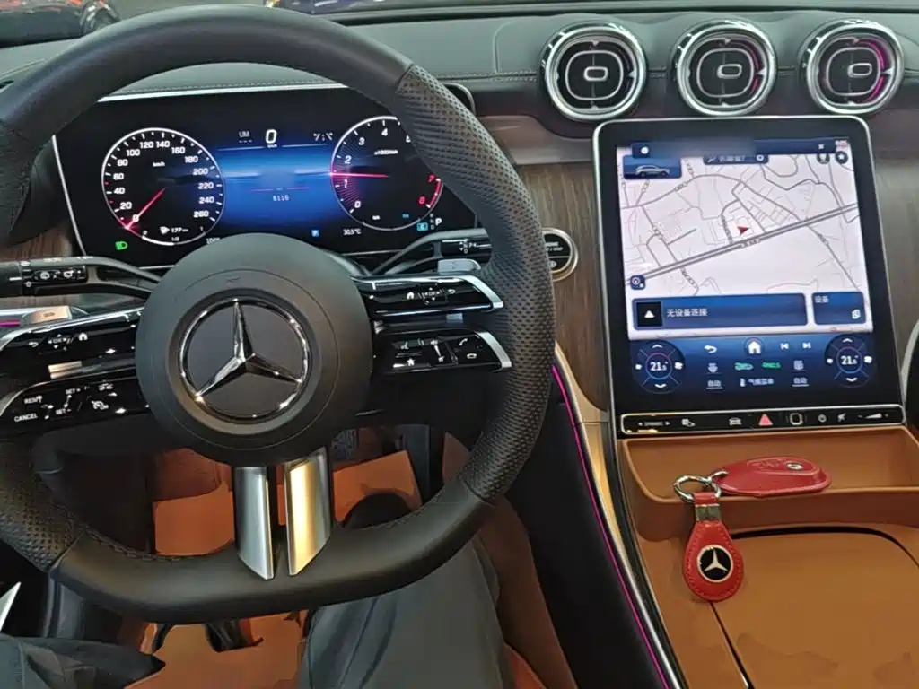 Mercedes-Benz GLC — миниатюра 10