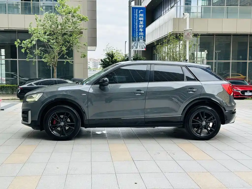 Audi Q2L 2018 35 TFSI Fashion VI