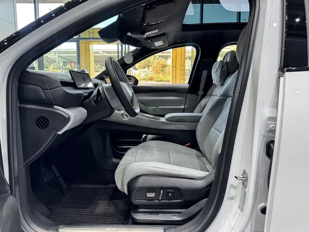 NIO ES6 — миниатюра 12