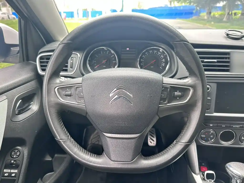 Citroen C3-XR — миниатюра 11