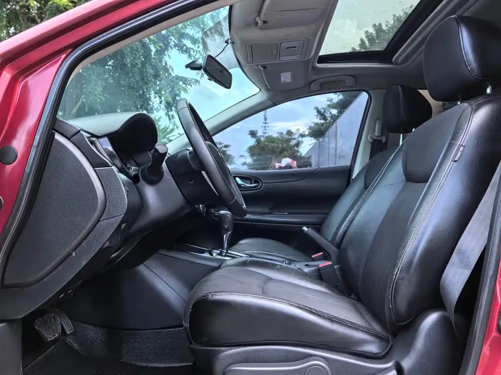 Nissan Tiida — миниатюра 4