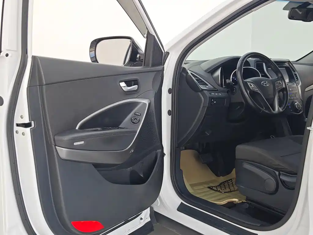 Hyundai Santa Fe — миниатюра 28
