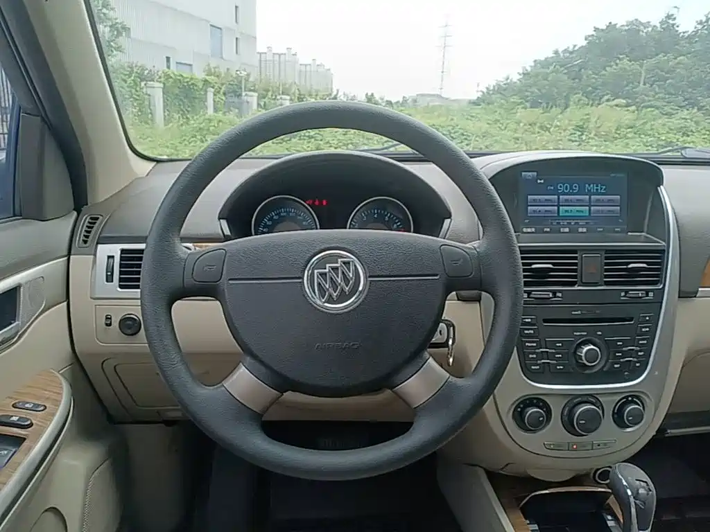 Buick Excelle — миниатюра 11