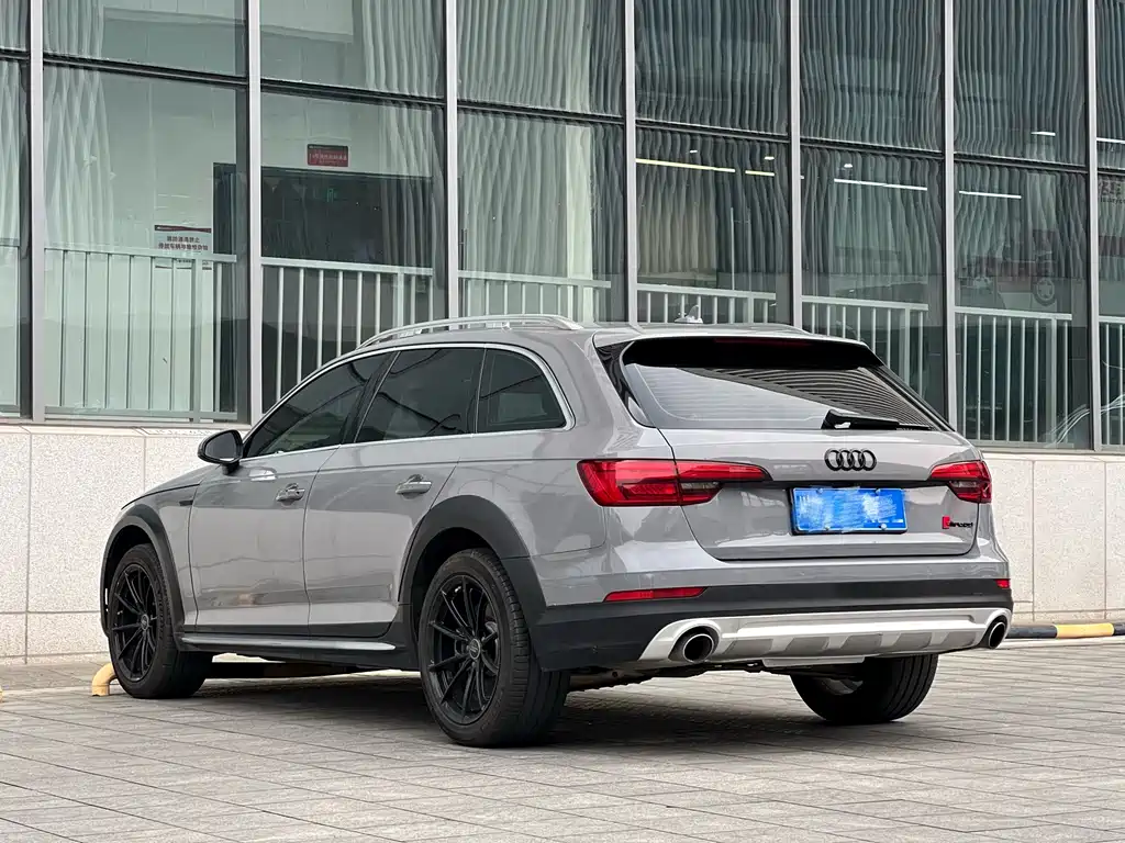 Audi A4 (Import) — миниатюра 12