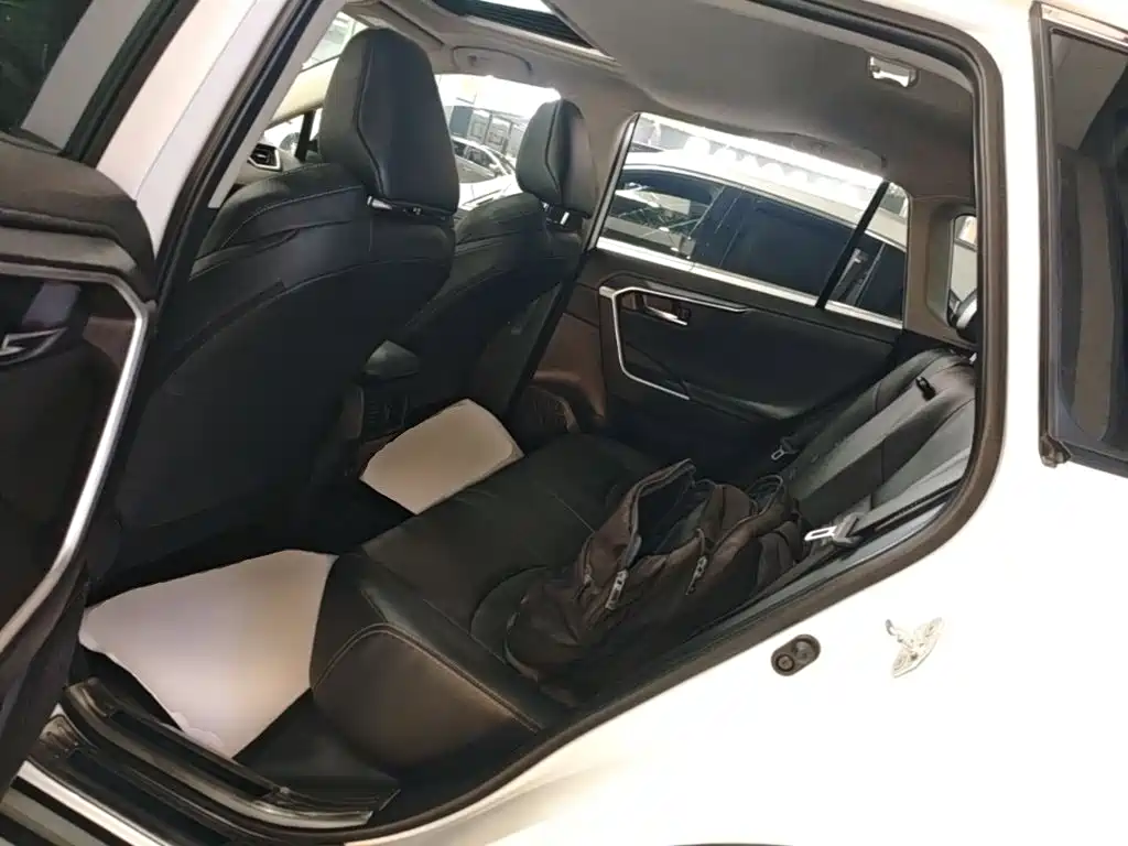 Toyota Wildlander — миниатюра 17