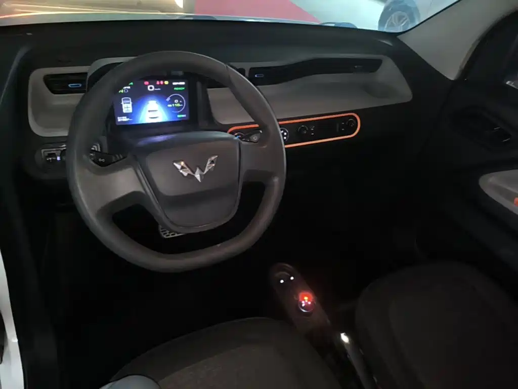Wuling MINIEV — миниатюра 10