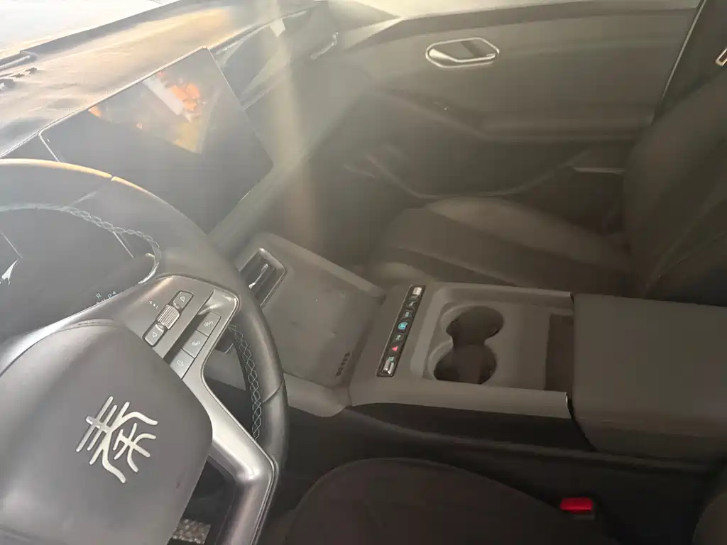 BYD Qin L — миниатюра 5