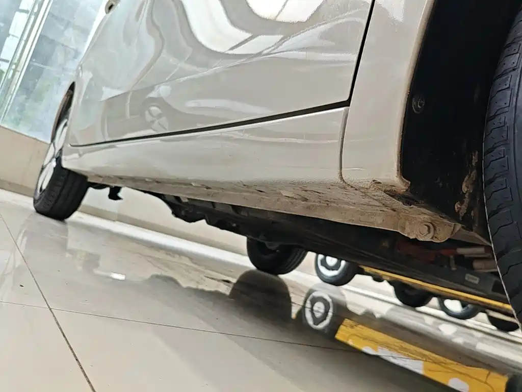 Wuling MINIEV — миниатюра 21