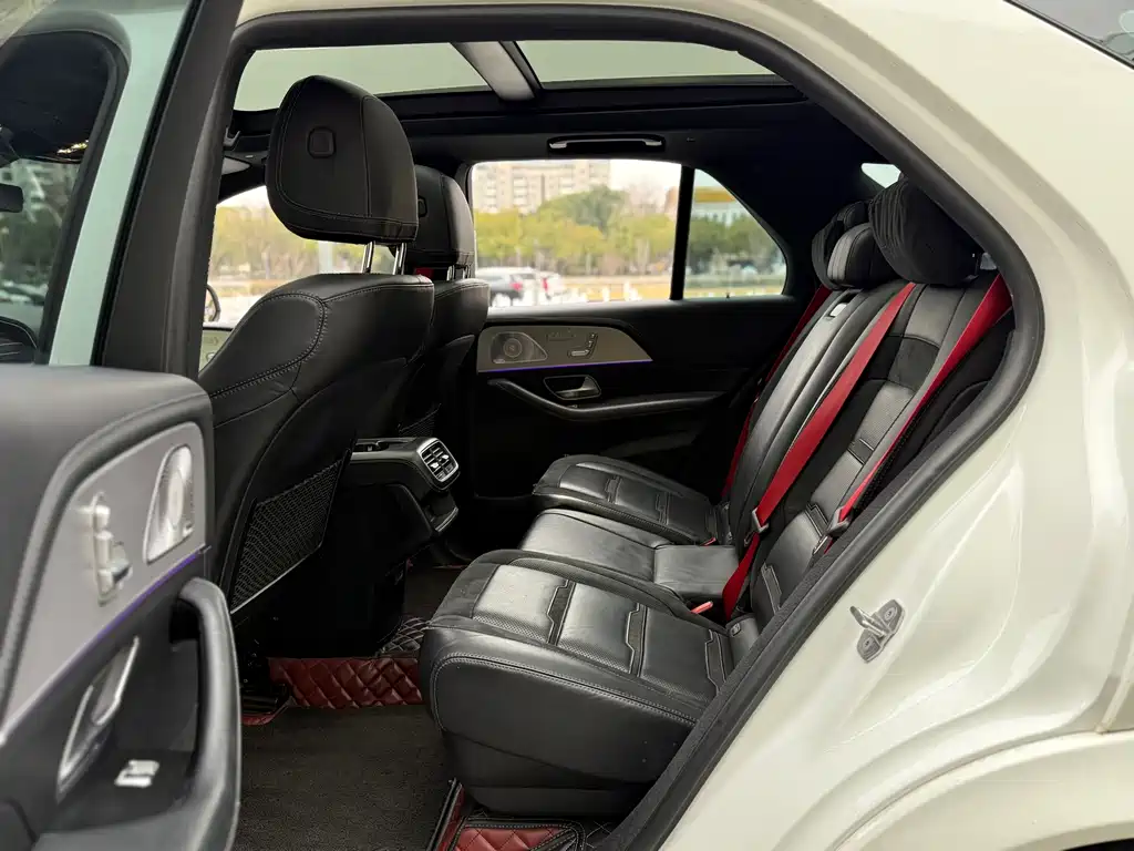 MERCEDES-BENZ GLE AMG