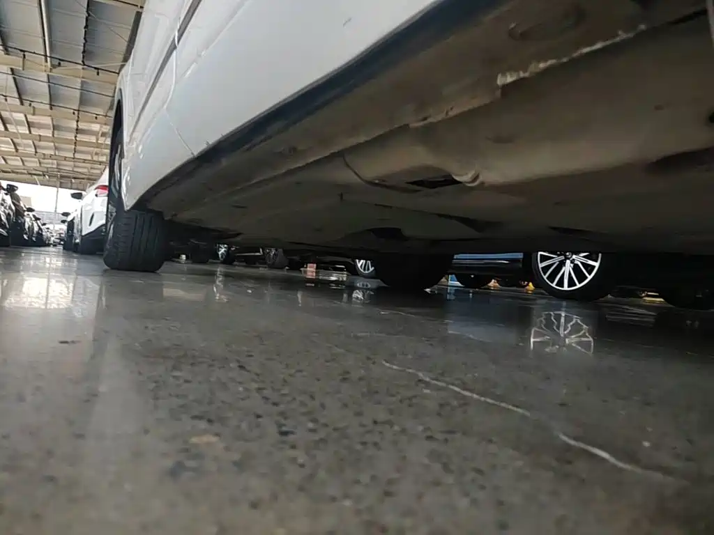 Volkswagen Tiguan L PHEV — миниатюра 22