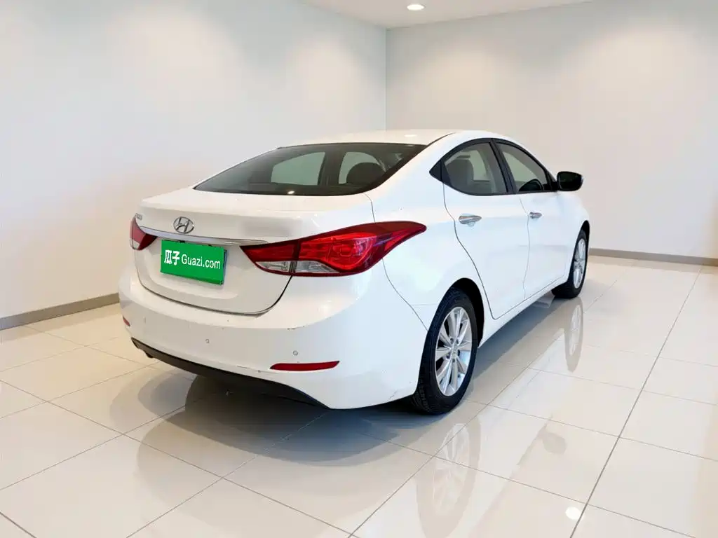 Hyundai Elantra Langdong — миниатюра 4