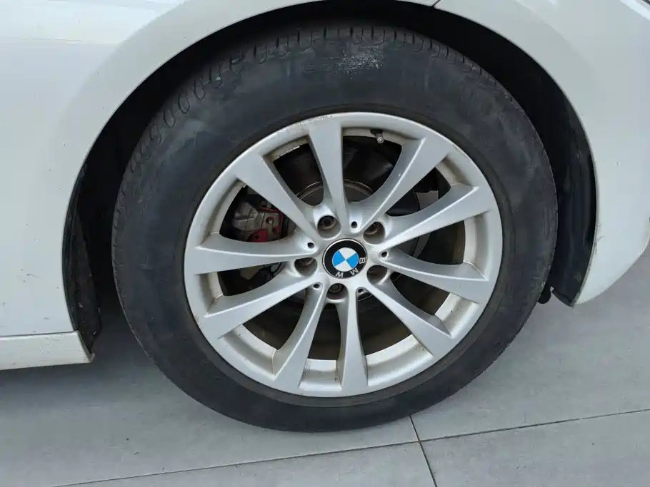 BMW 3 Series GT — миниатюра 6