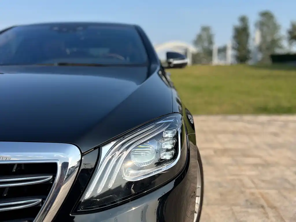 Mercedes-Benz S-Class — миниатюра 4