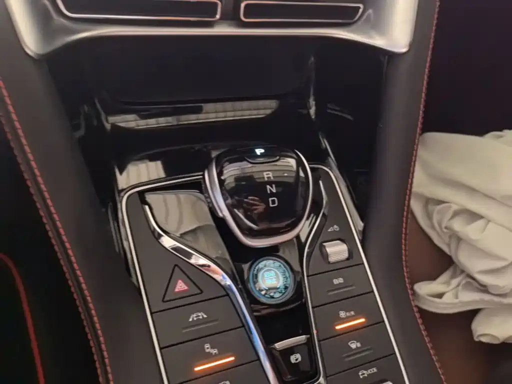 BYD PLUS New Energy — миниатюра 14