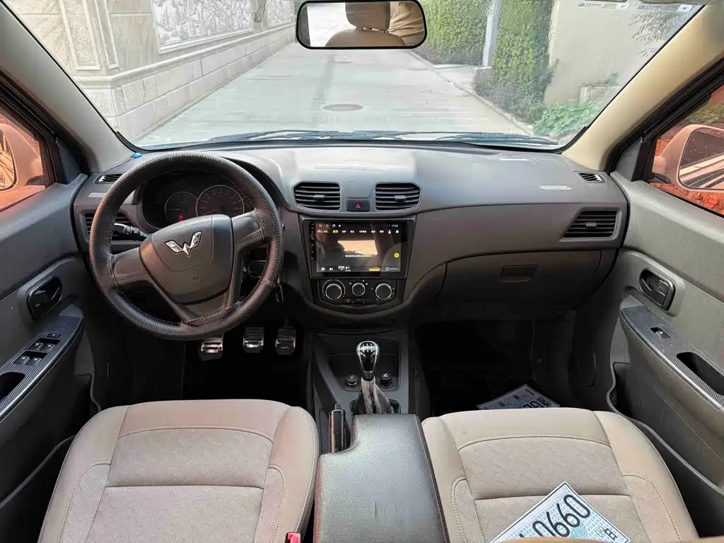 Wuling Hongguang — миниатюра 6