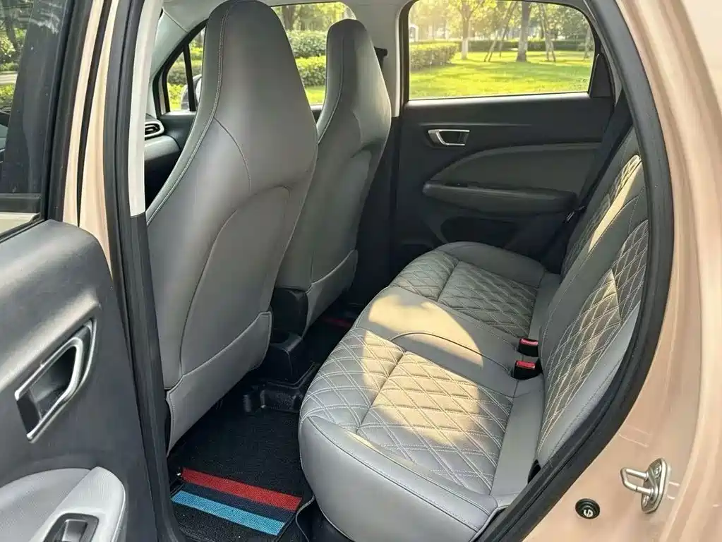 Leapmotor Leapmotor T03 — миниатюра 4