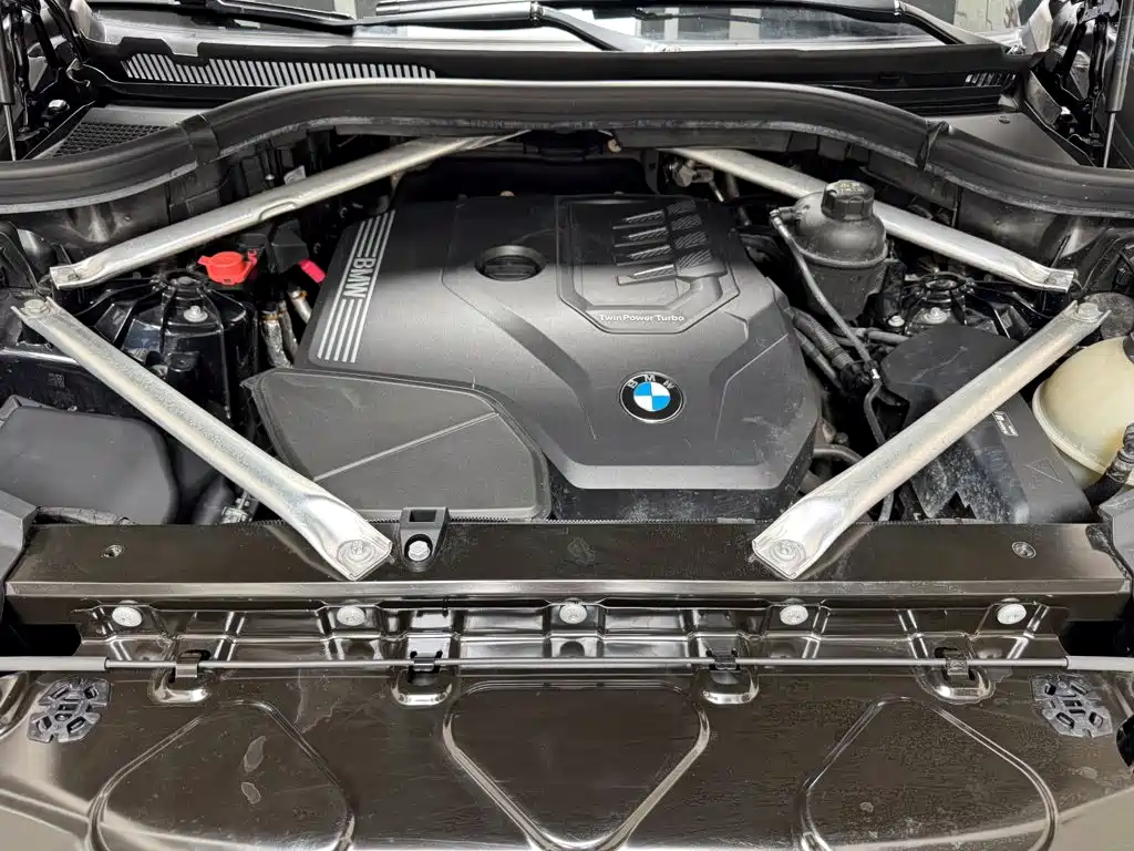 BMW X5 — миниатюра 7