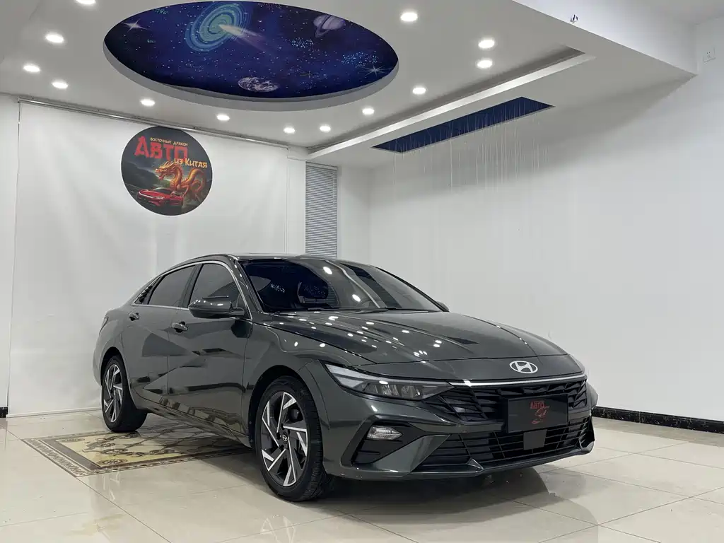 Hyundai Elantra — миниатюра 3