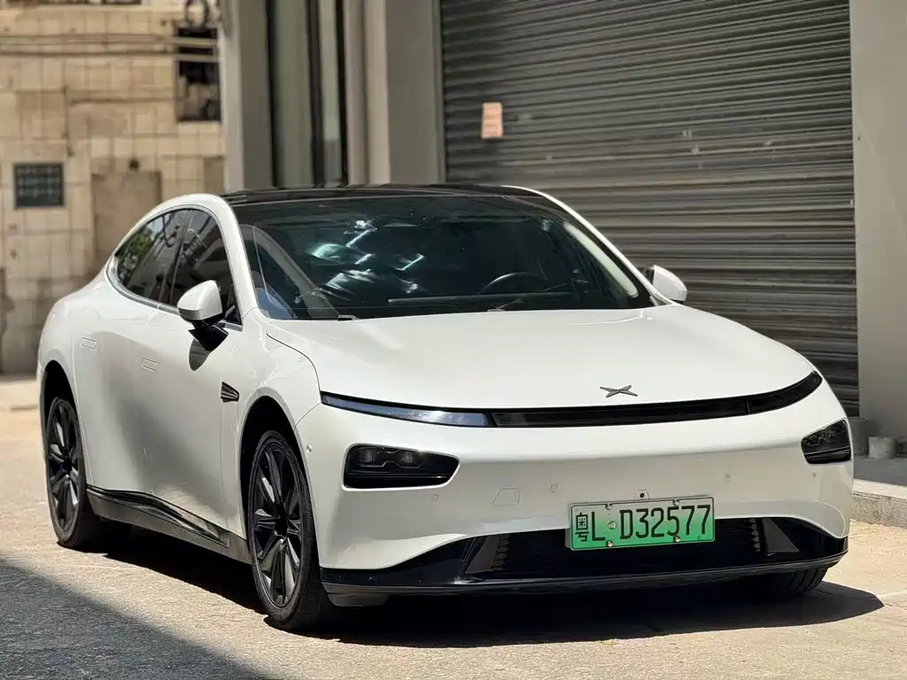XPeng P7 — миниатюра 3