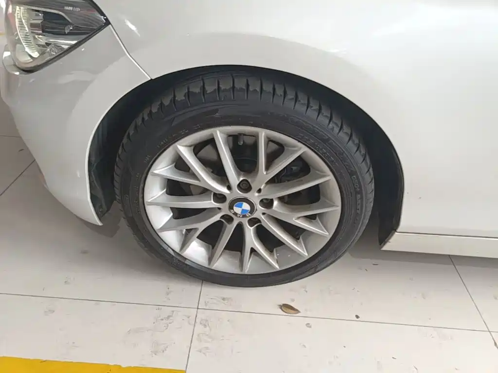 BMW 1 Series (Import) — миниатюра 23