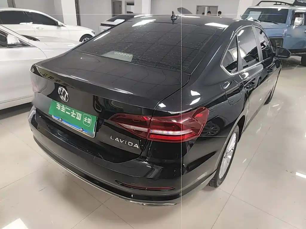 Volkswagen Lavida — миниатюра 7