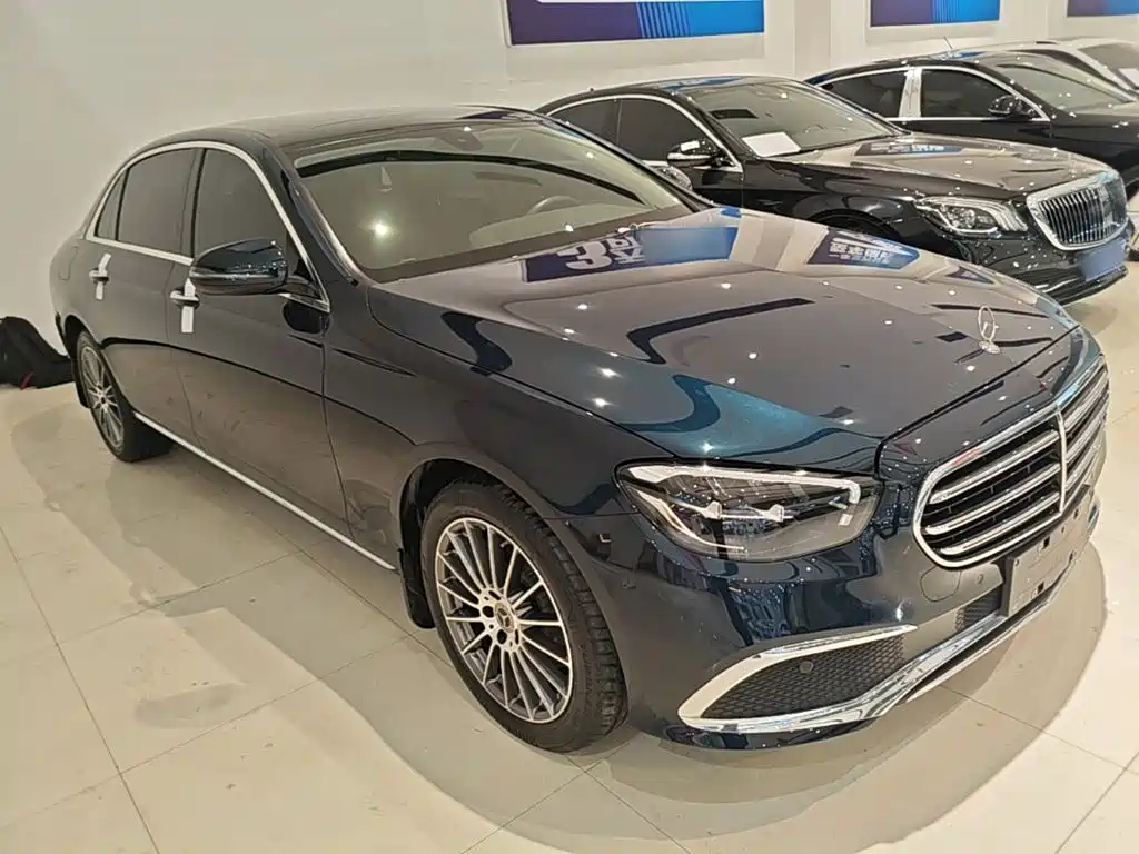 Mercedes-Benz E-Class — миниатюра 4