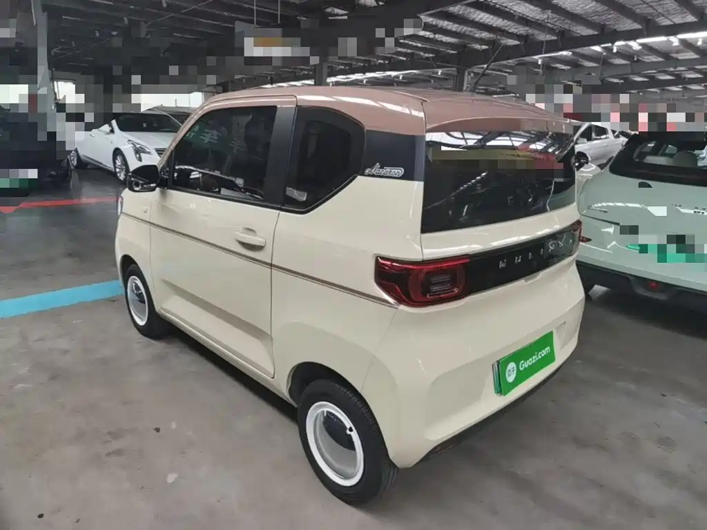 Wuling MINIEV — миниатюра 5