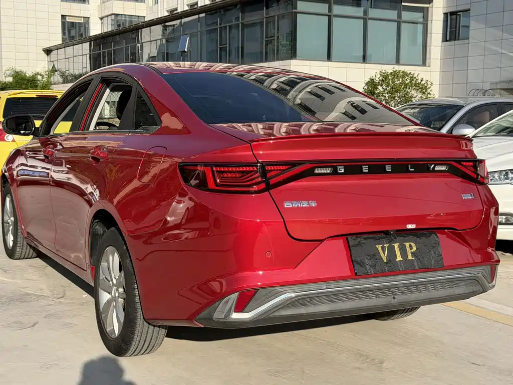 Geely Emgrand L — миниатюра 4