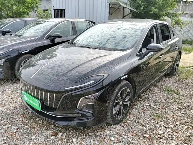 2023 Hongqi E-QM5