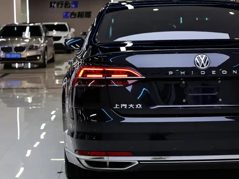 Volkswagen Phideon Facelift 380TSI 2WD Flagship Edition, фото 8