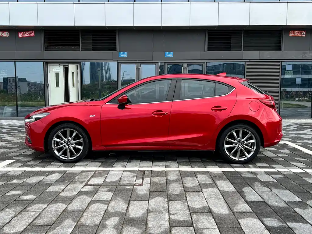 Mazda 3 Axela — миниатюра 4