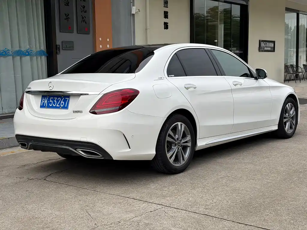 Mercedes-Benz C-Class — миниатюра 5