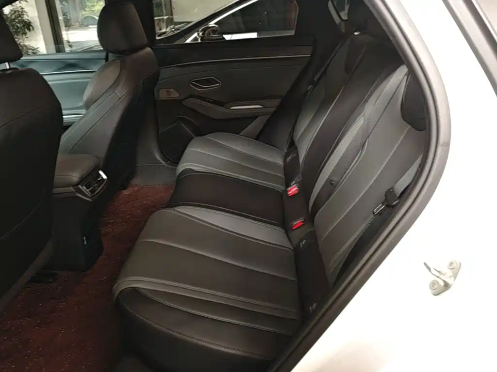 BYD Qin L — миниатюра 17