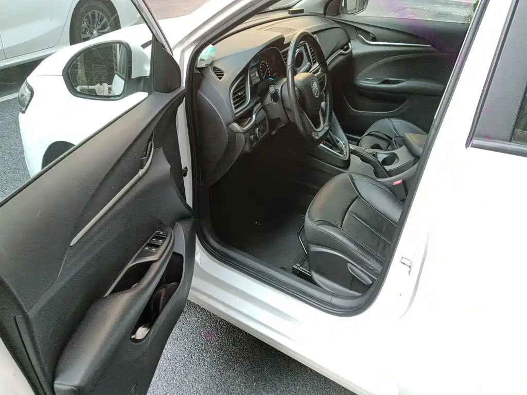 Buick Excelle — миниатюра 14