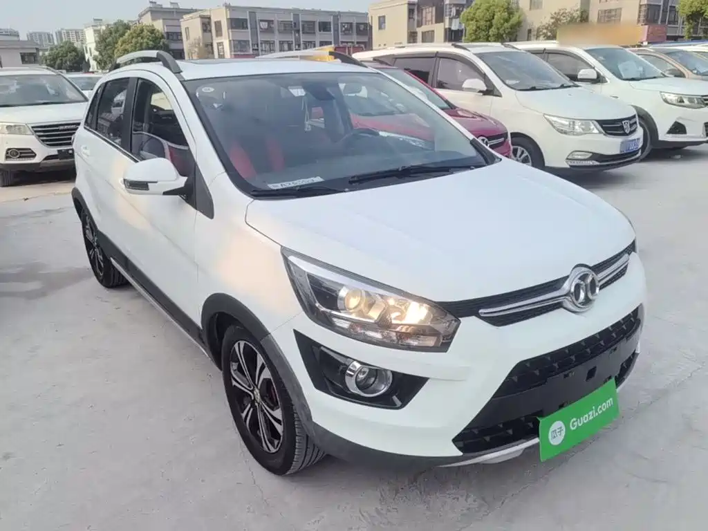 BAIC Senova X25 — миниатюра 4
