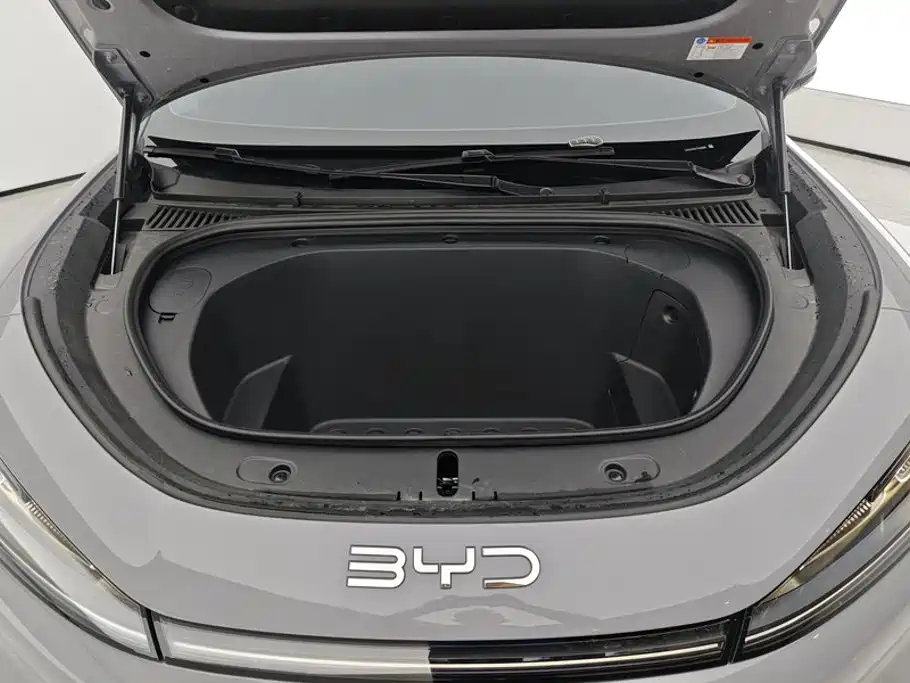 BYD Sealion 05 EV — миниатюра 10