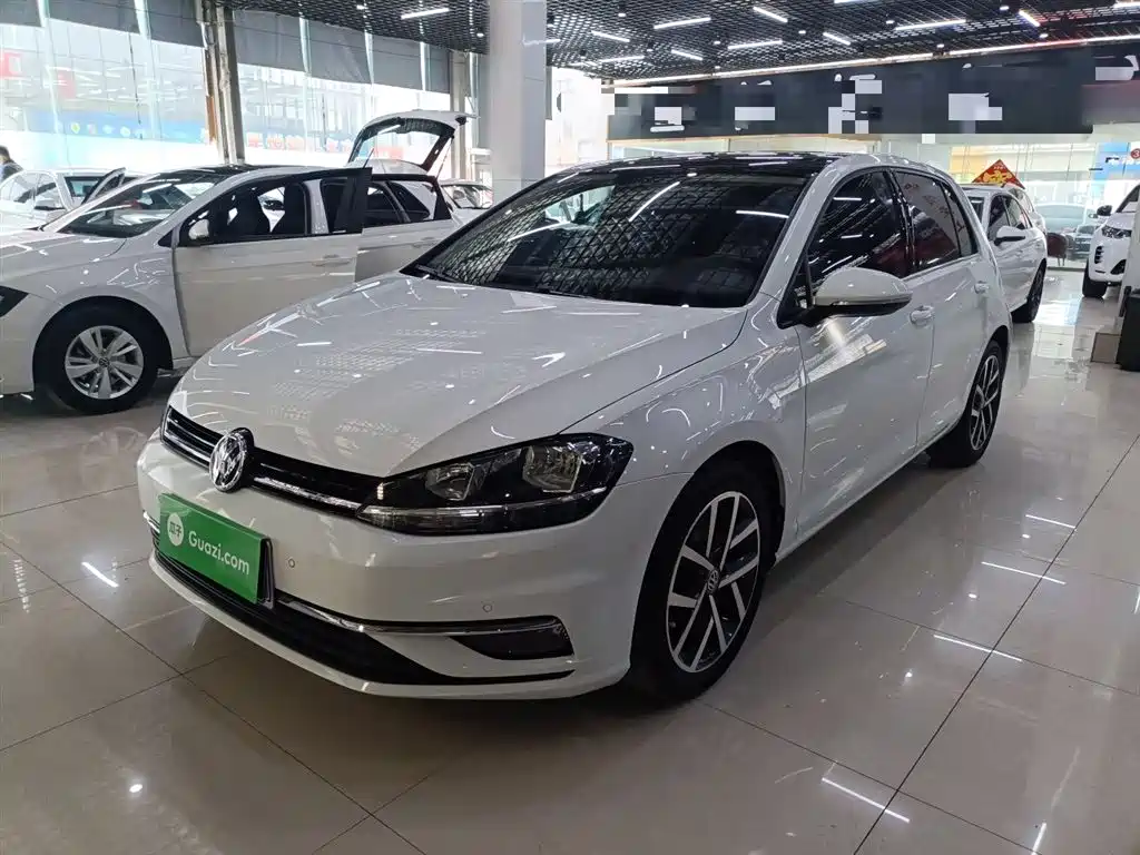 Volkswagen Golf 2020