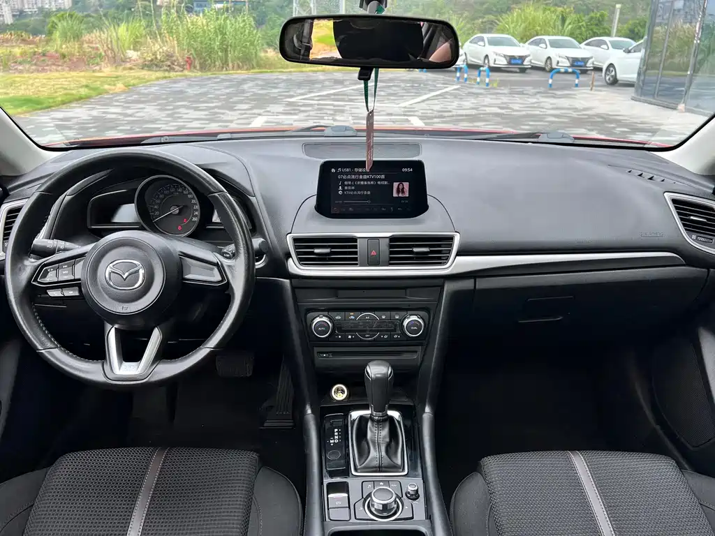 Mazda 3 Axela — миниатюра 11