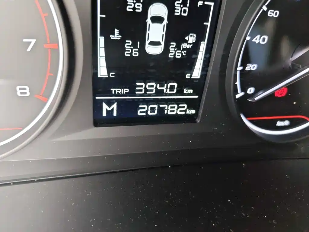 Geely Binyue — миниатюра 8