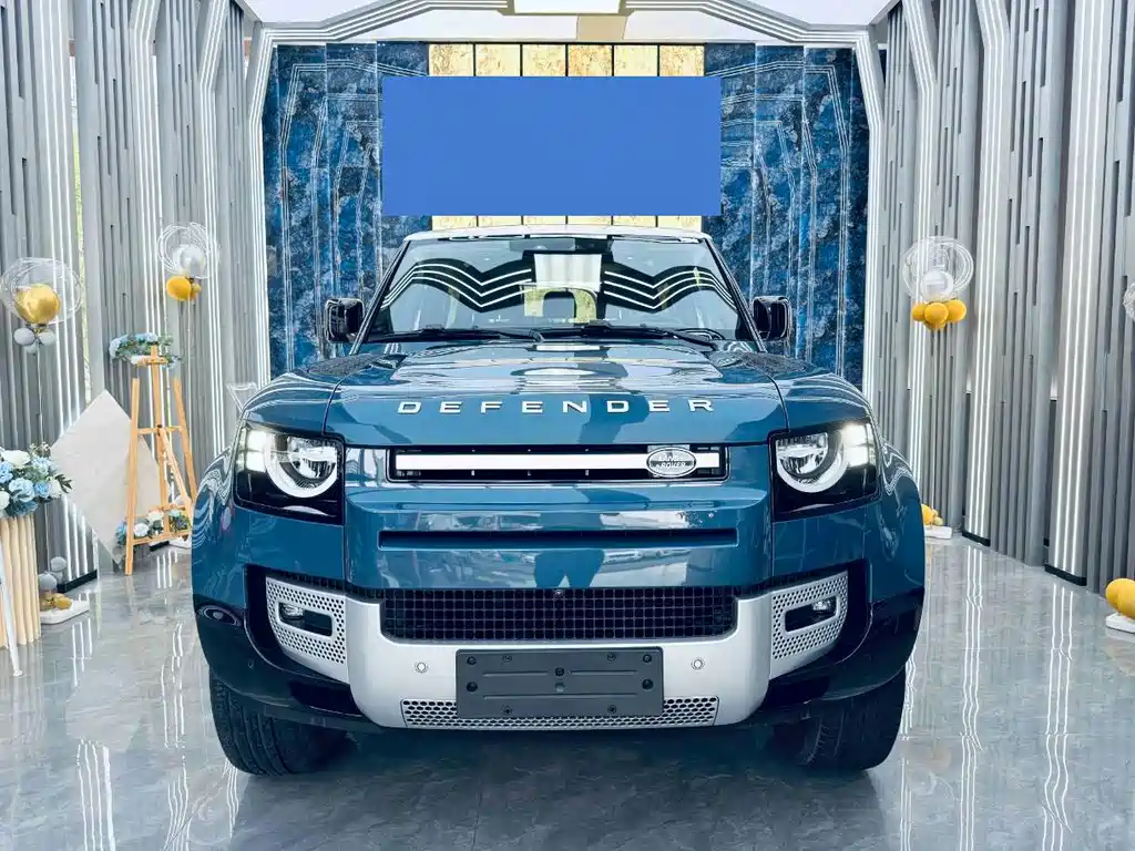 Land Rover Defender — миниатюра 2
