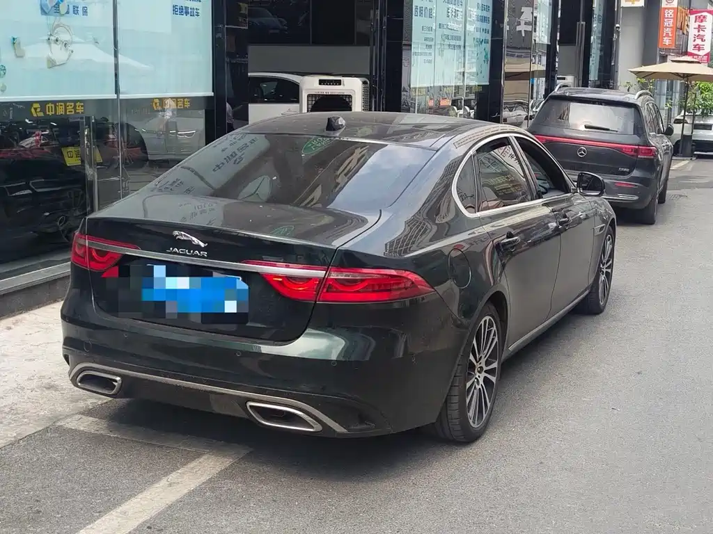 Jaguar XFL — миниатюра 10