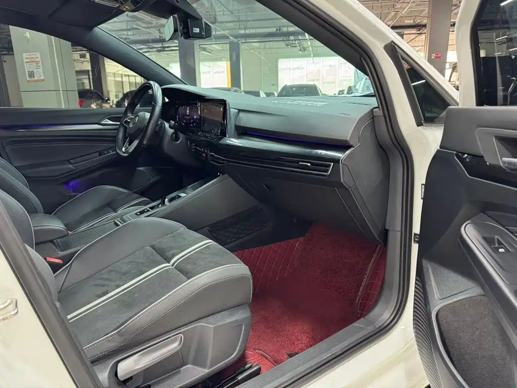 Volkswagen Golf — миниатюра 11