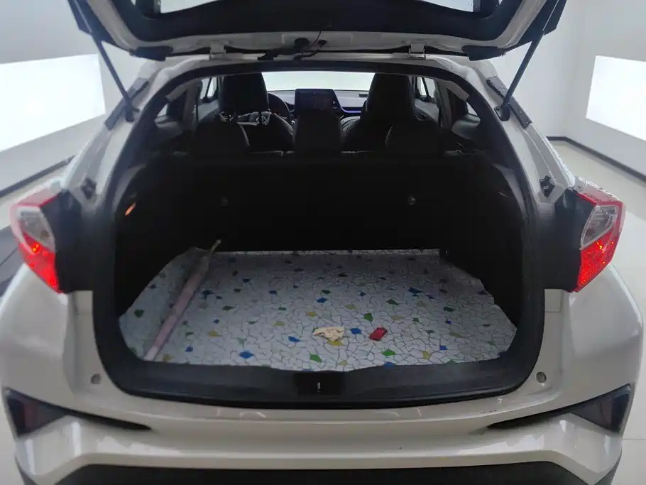 Toyota C-HR — миниатюра 4
