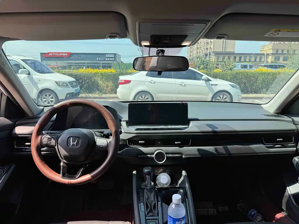 Honda Inspire — миниатюра 2