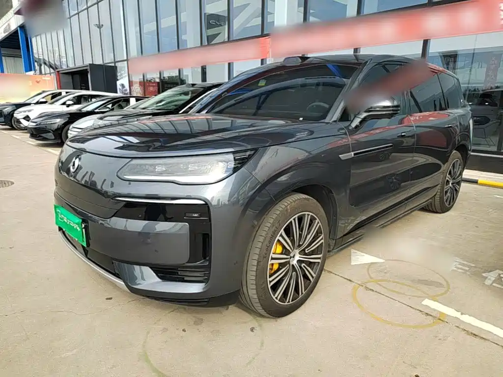 Denza Denza N9