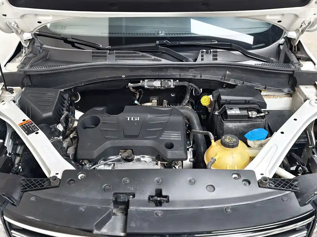 Roewe RX5 — миниатюра 12