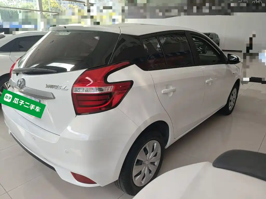 Toyota Yaris L — миниатюра 7