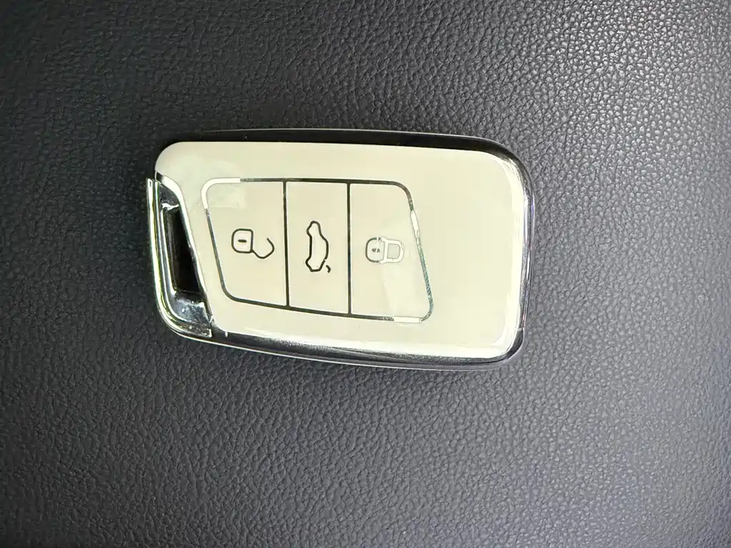 Volkswagen CC — миниатюра 21
