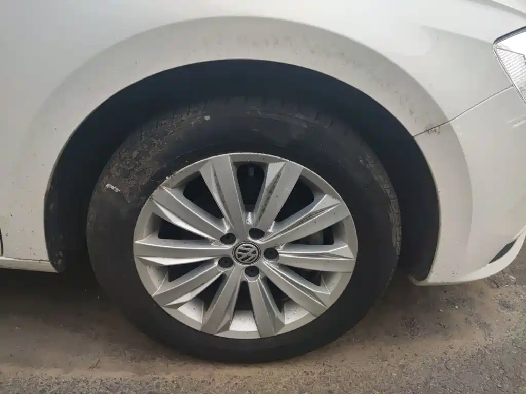Volkswagen Bora — миниатюра 8
