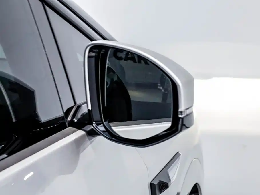 XPeng X9 — миниатюра 31